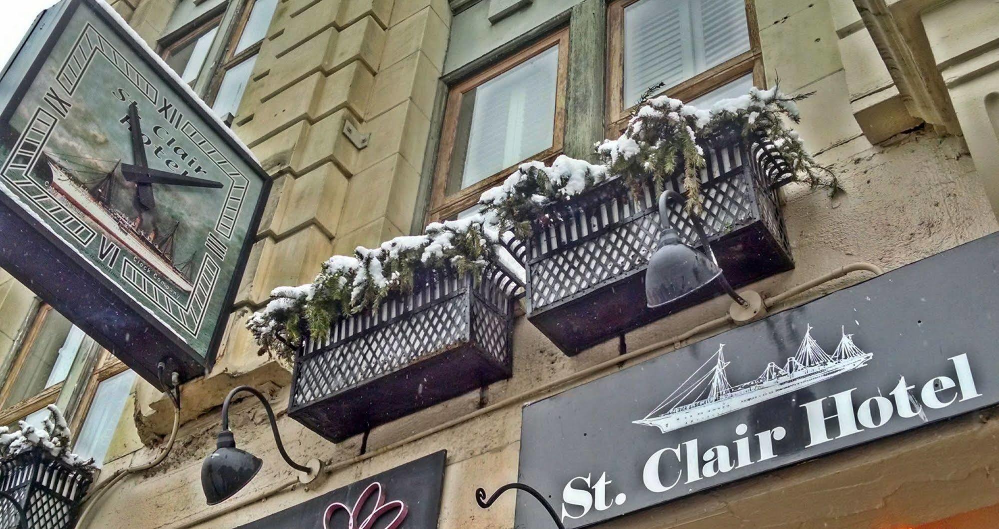 St. Clair Hotel Hostel Vancouver Exterior photo